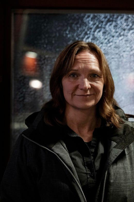 Eine-Marie Ögrim Bryntesson är utredare på grova brott i Göteborg. Hon deltog i utredningen efter masskjutningen i Örebro. Hennes tankar gick till offren, familjerna och de poliser som sprang rakt in i Risbergska skolan. “Man kan aldrig veta vad man kommer att möta.”