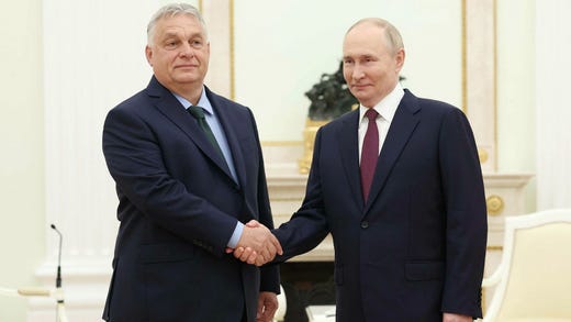 Ungerns premiärminister Viktor Orbán och Rysslands president Vladimir Putin under ett möte i Moskva.