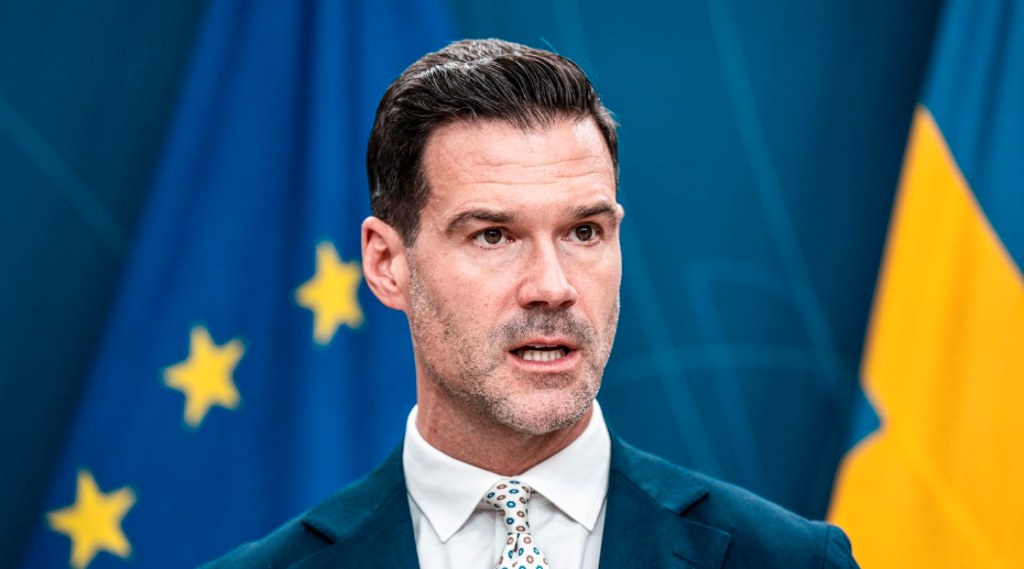 Johan Forssell rasar mot Socialdemokraterna – efter miljöpartiets beslut