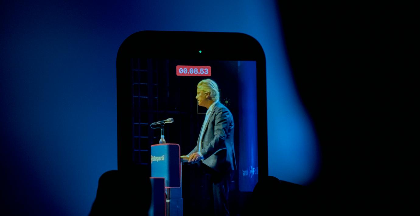 AI-botar tipsar bara om två olika partier