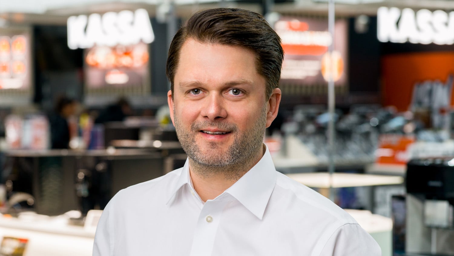 Sålde för 1,2 miljoner på en timme - kö i 10 timmar