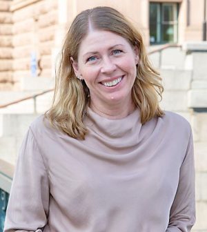 Nya sjukvårdsministern tar över uppdraget inviger Undersköterskedagen i Örebro – Örebronyheter