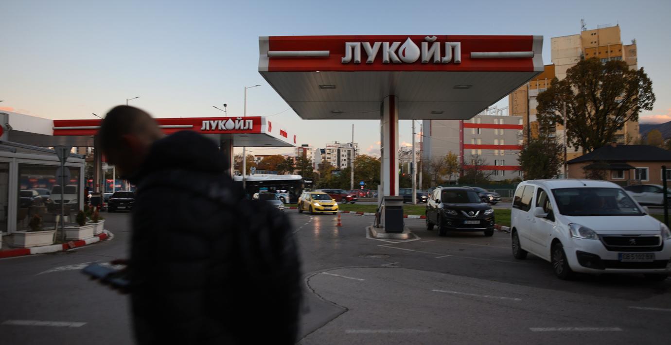 Chevron visar intresse för Lukoils tillgångar