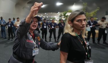 Branden är tyvärr en träffsäker metafor