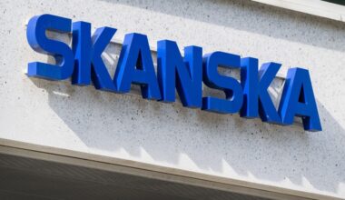 Skanskas orderingång föll kraftigt