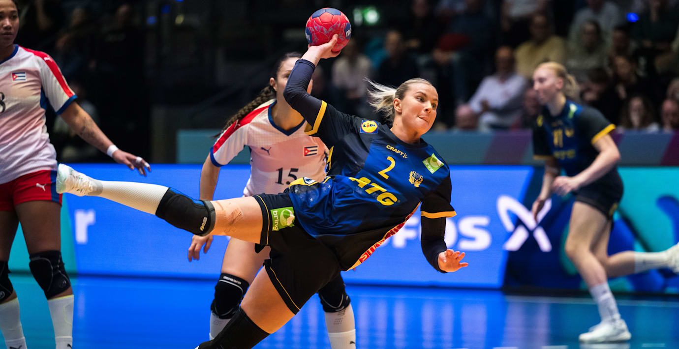 Svenska ångvälten åkte fram mot Kuba i handbolls-VM