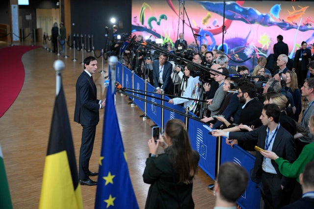 Medlemsländerna körde över EU:s klimatkommissionär Wopke Hoekstra på miljörådets maratonmöte i Bryssel.