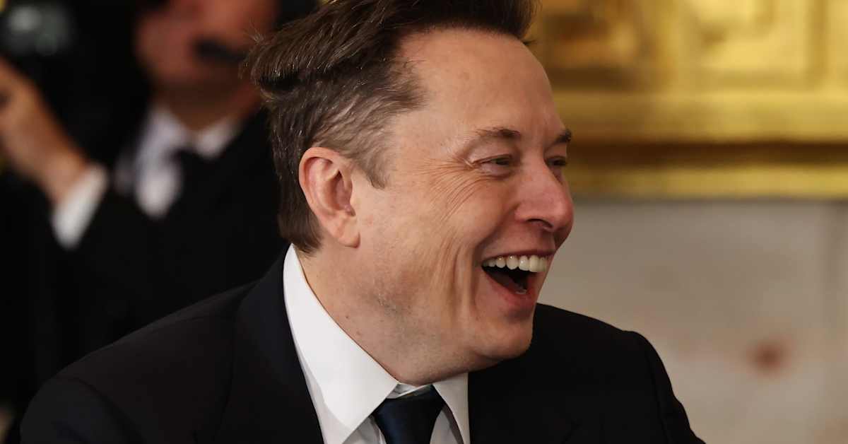 Elon Musk får det största bonuspaket någonsin av Tesla | Utrikes