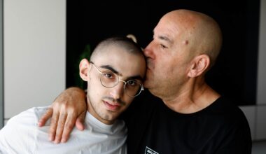 Gisslan Rom Braslavski: Sexuellt våld, svält och stenar i öronen | Världen