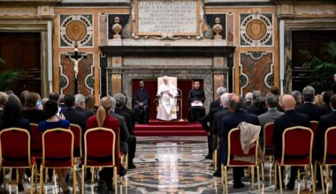 Leo XIV: Skydda minderårigas värdighet inför AI