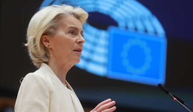 von der Leyen trycker på för att frigöra frysta ryska tillgångar till Ukraina | Utrikes