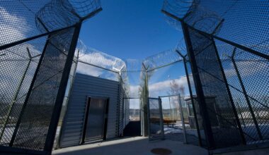 Blodiga slagsmål på Saltvik – intagna slåss med stekpannor