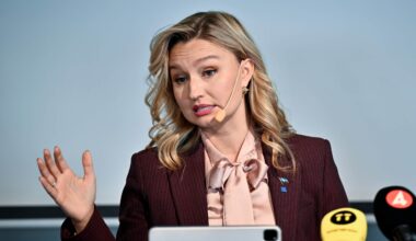 Buschs svar efter interna kritiken om S-utspelet: ”Tydlig”