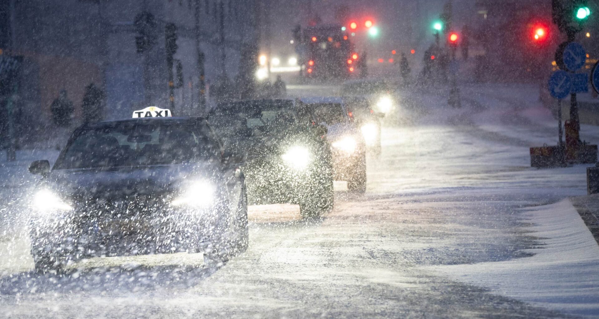 Snöfall och kallt väder väntar landet