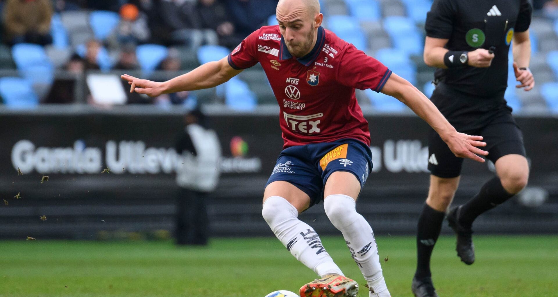 AIK och Djurgården har erbjudit Amel Mujanic kontrakt | Allsvenskan