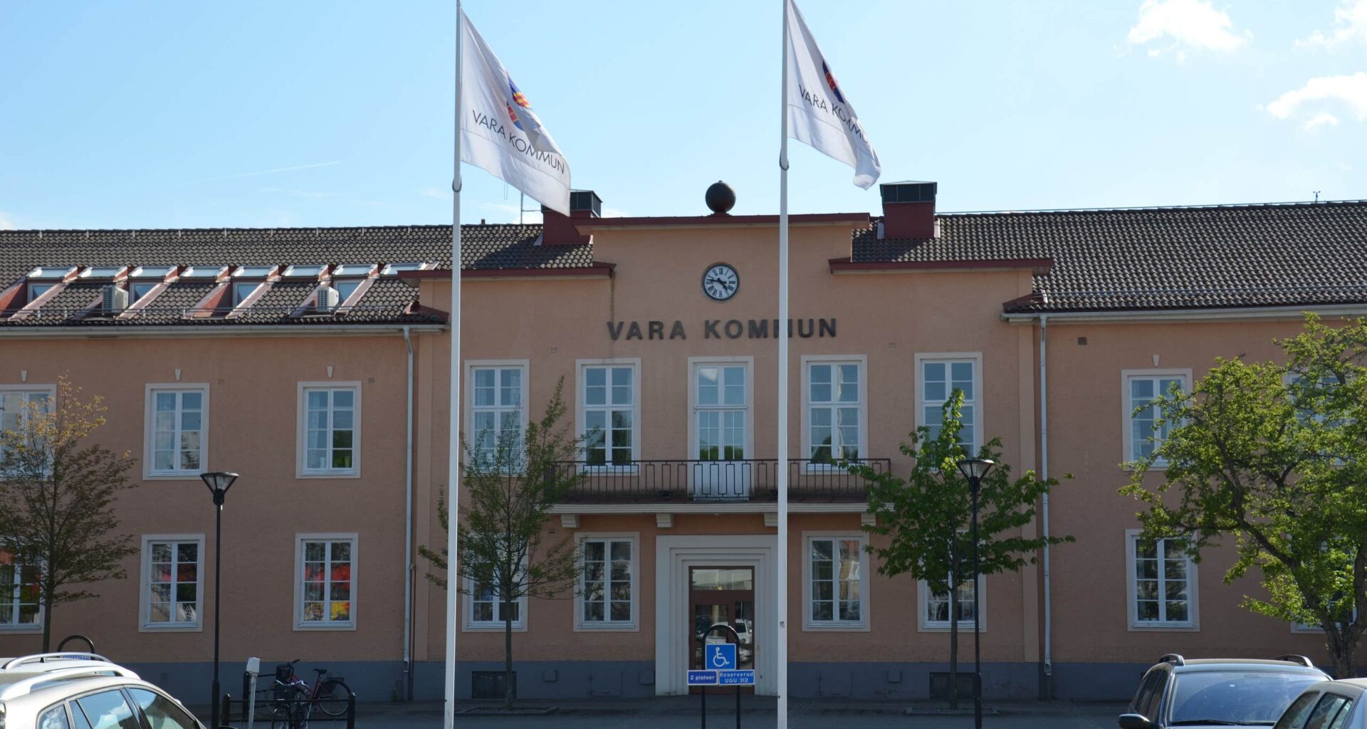 Fastighetschefen sparkas i Vara kommun i konsulthärva