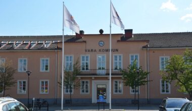 Fastighetschefen sparkas i Vara kommun i konsulthärva