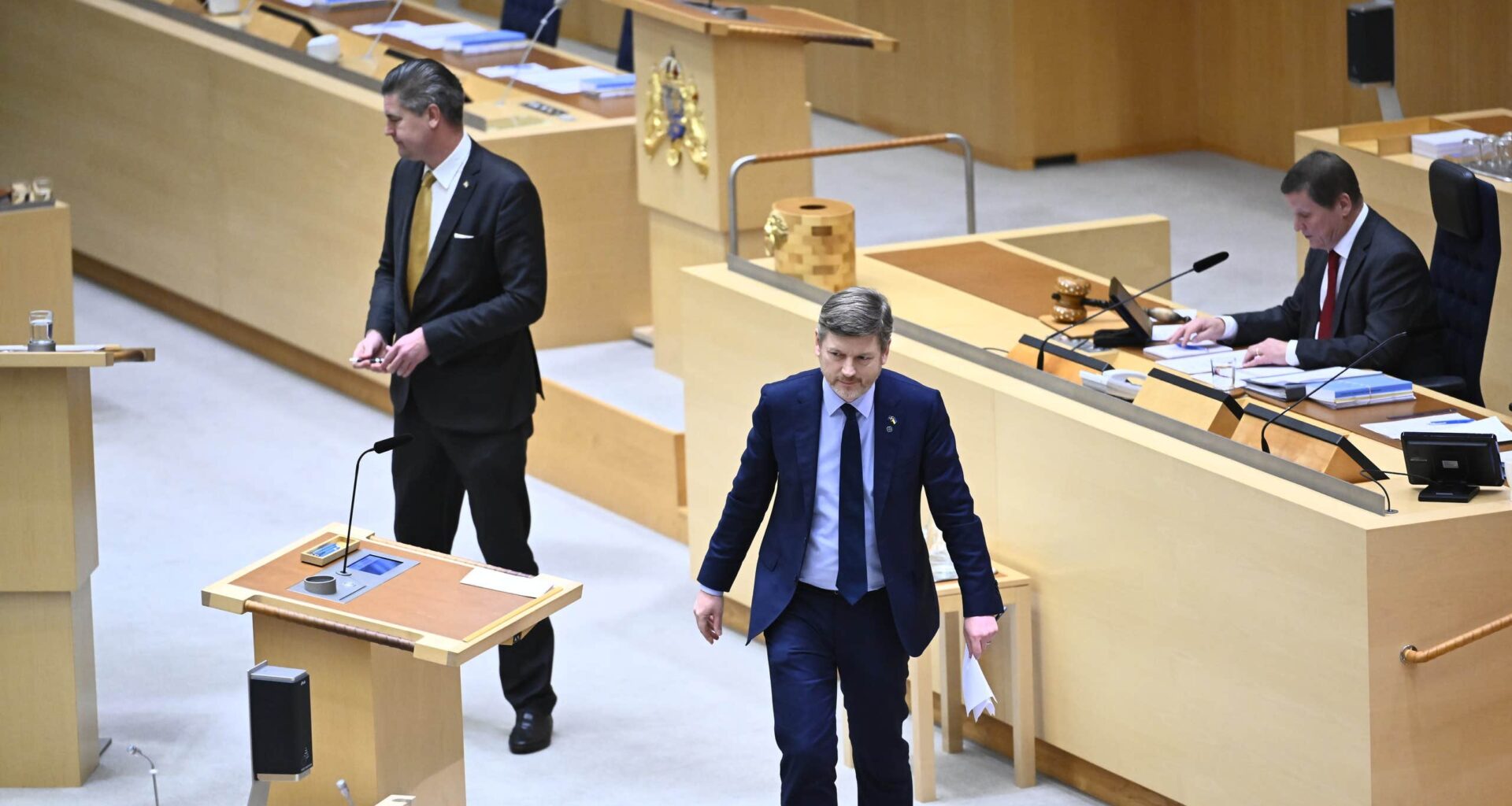 Bråk mellan C och SD: ”Ballar ur fullständigt” | Politik