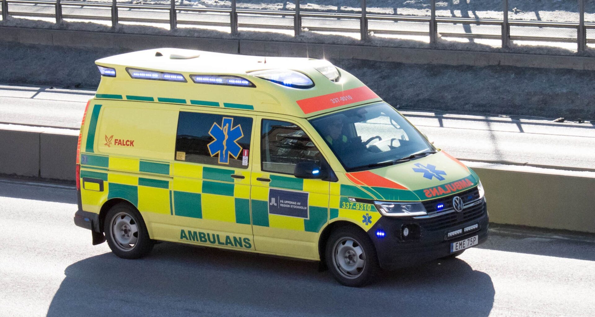 Tog omväg med akut
sjuk patient – med flit