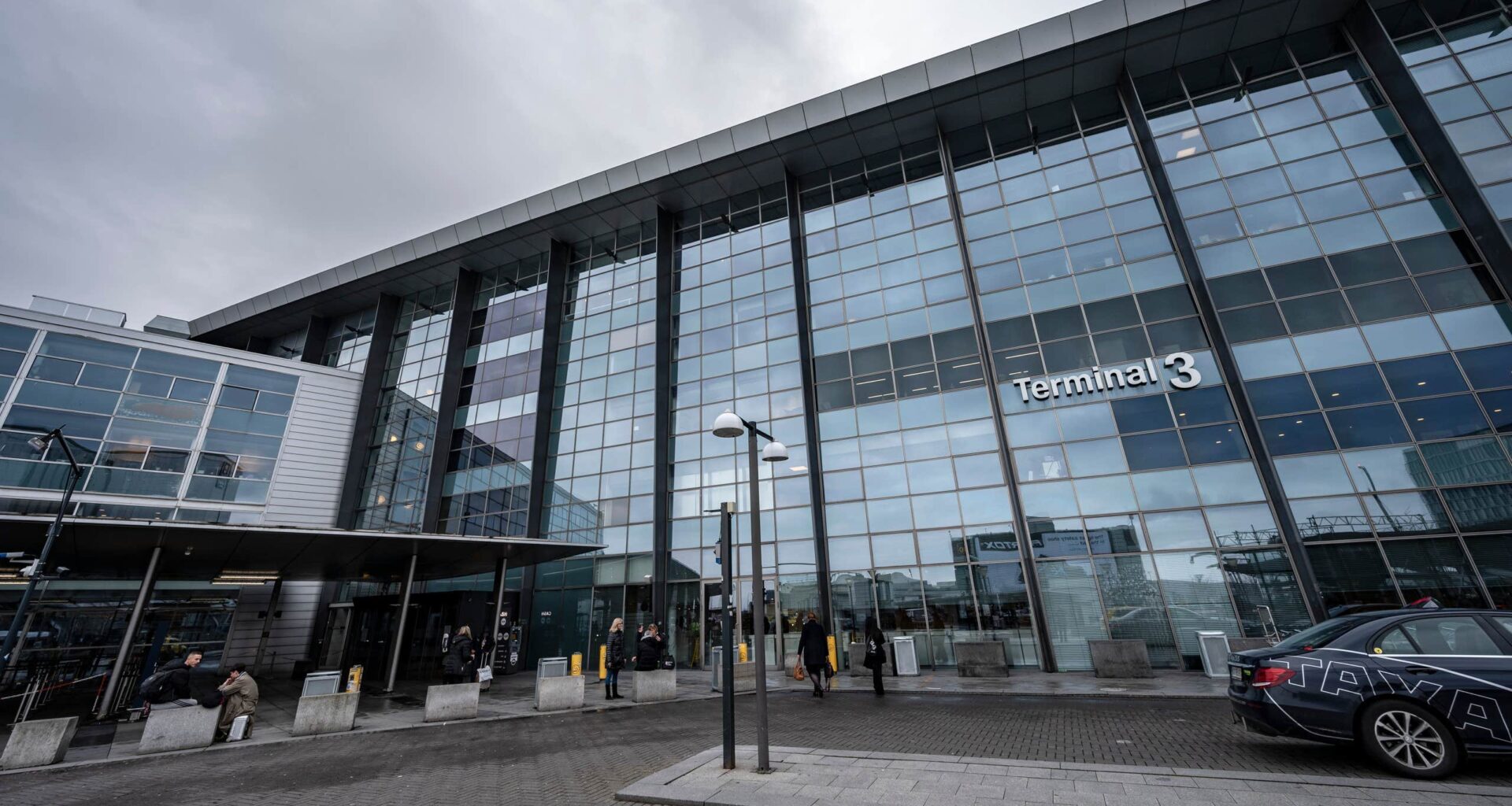 Barn hittades på Kastrup – två begärs häktade