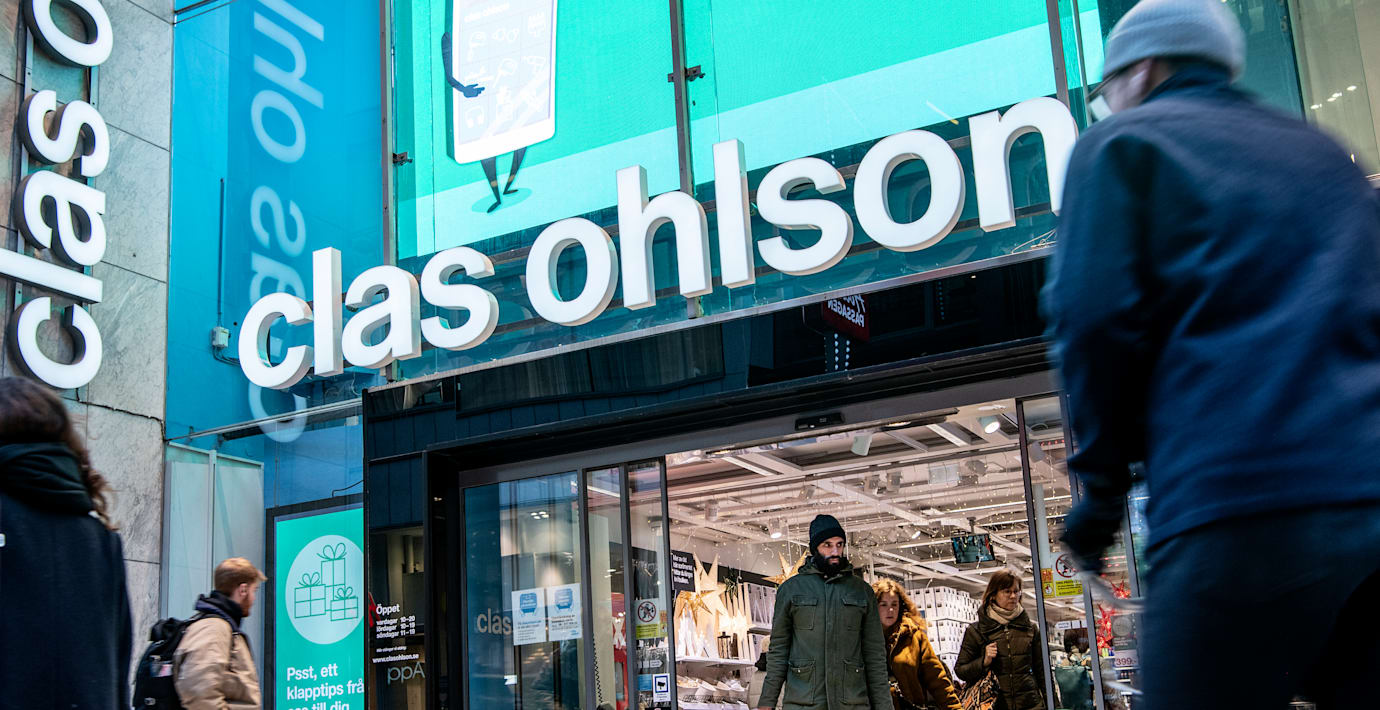 Clas Ohlson i blåsväder – men kunderna sviker inte