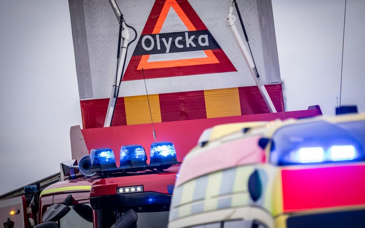 Tre till sjukhus efter krock i Skåne