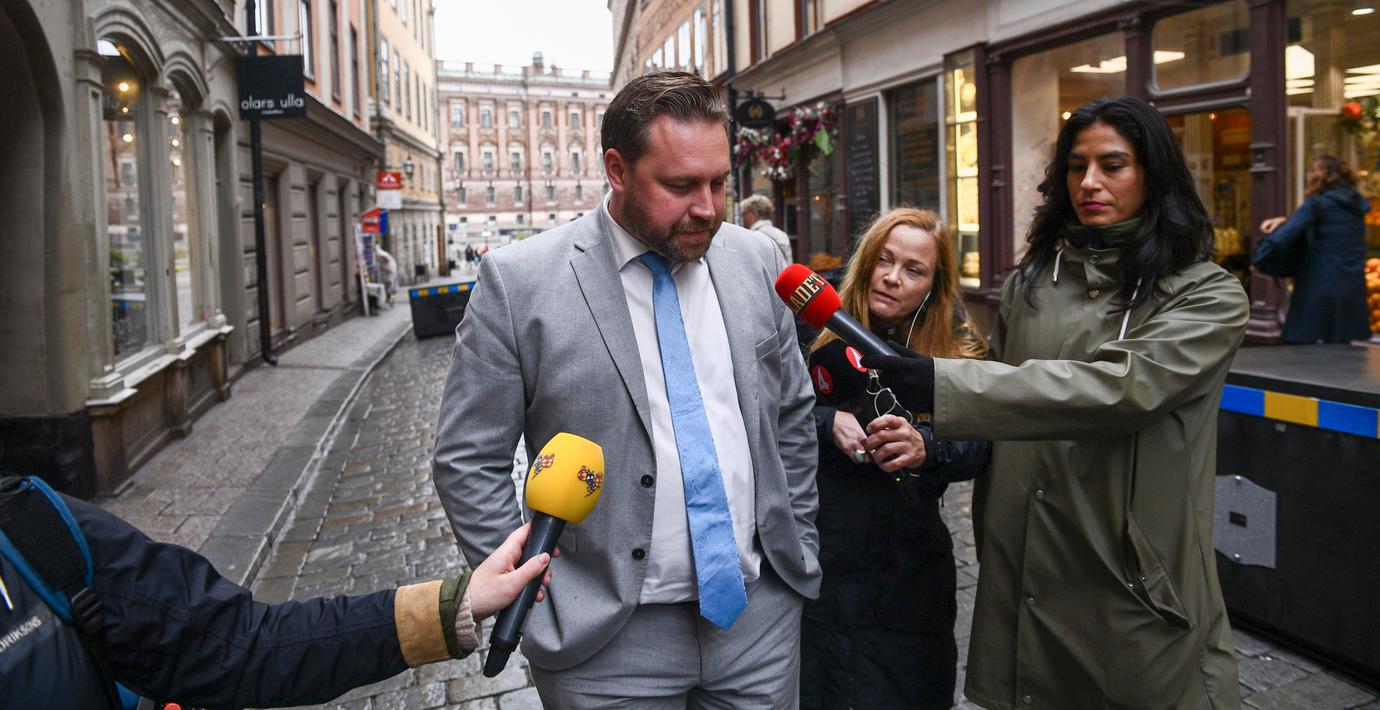 SD kallar Sida-chefen till utskott efter Hamas-nyhet