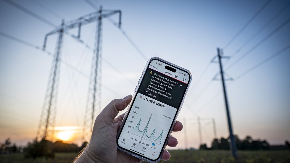 En utbyggnad av stamnätet skulle pressa ned priserna i södra Sverige. Exportkablar pressar däremot upp priserna. Och högre priser är inget som vare sig hushåll eller företag efterfrågat, påpekar Håkan Larsson.