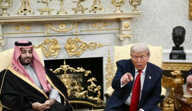 Kronprins Mohammed bin Salman välkomnas till Vita huset