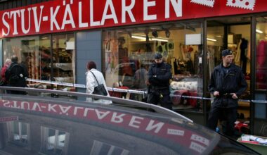 Pekades ut för gammalt mord – åtalas för att ha stulit halv miljon från äldre