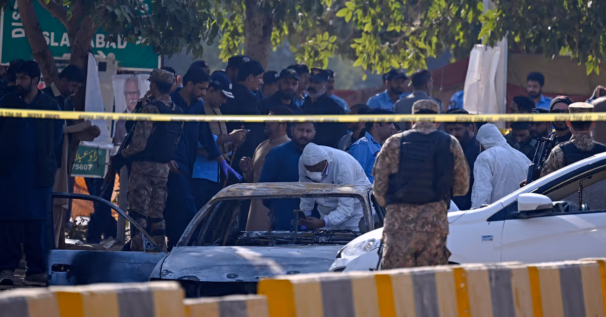 Bombdåd vid domstol i Islamabad i Pakistan – flera dödade