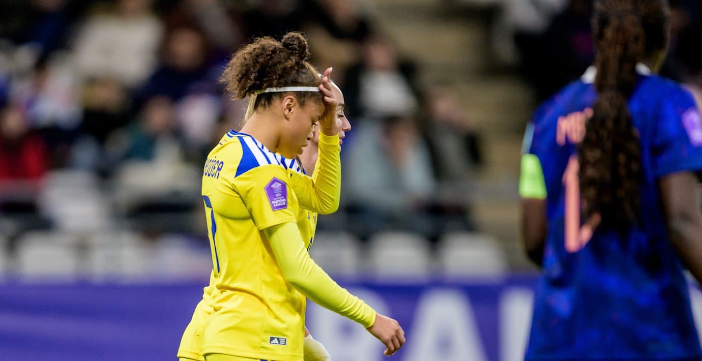 Talangen togs ut i halvtid – Gustavsson får kritik