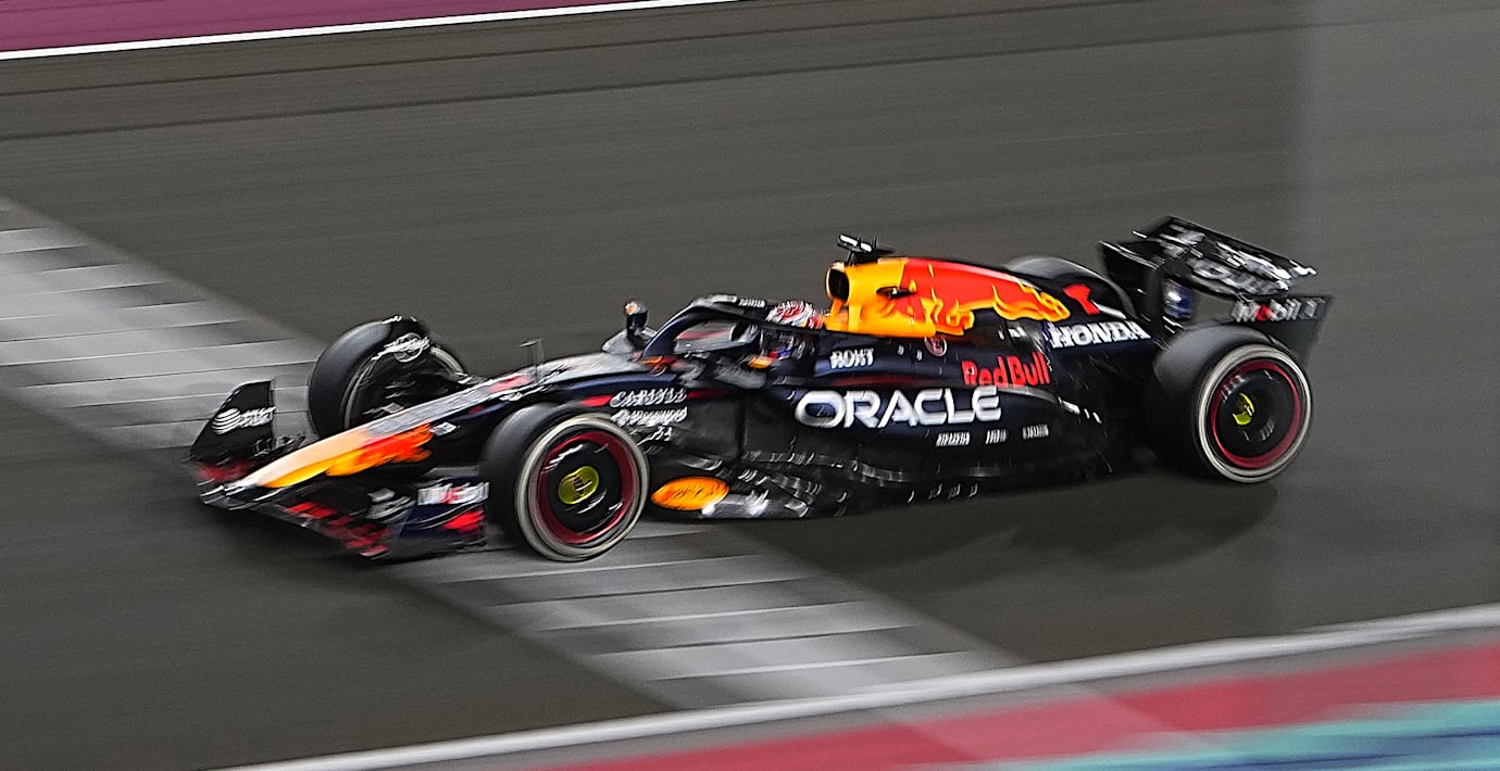 Max Verstappen vann i Qatar – titelrysare väntar