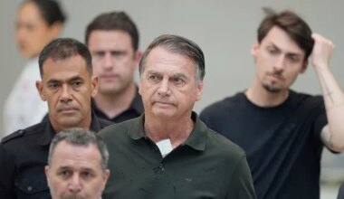 DN Direkt – Bolsonaro: ”Paranoia” fick mig att manipulera fotbojan