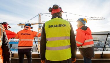 Skanska bommar vinsten: ”Nedskrivning tynger”