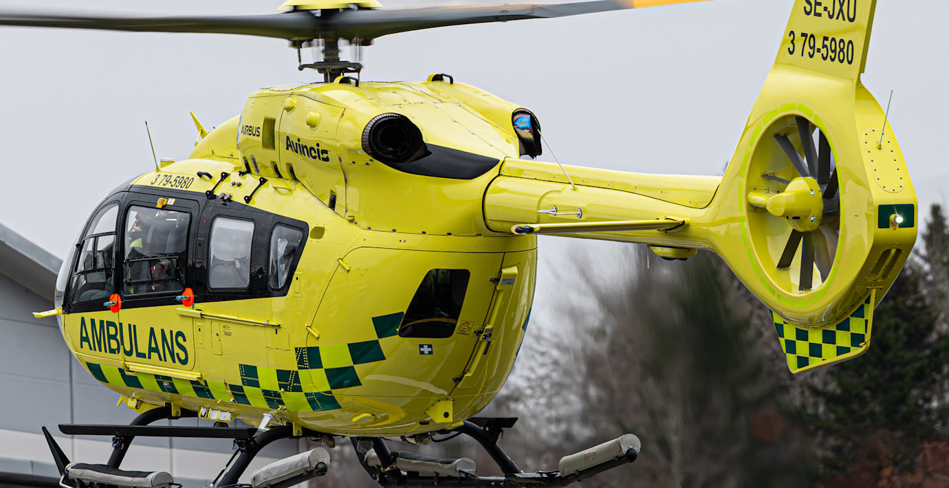 Två flickor till sjukhus efter fyrhjulingsolyckor