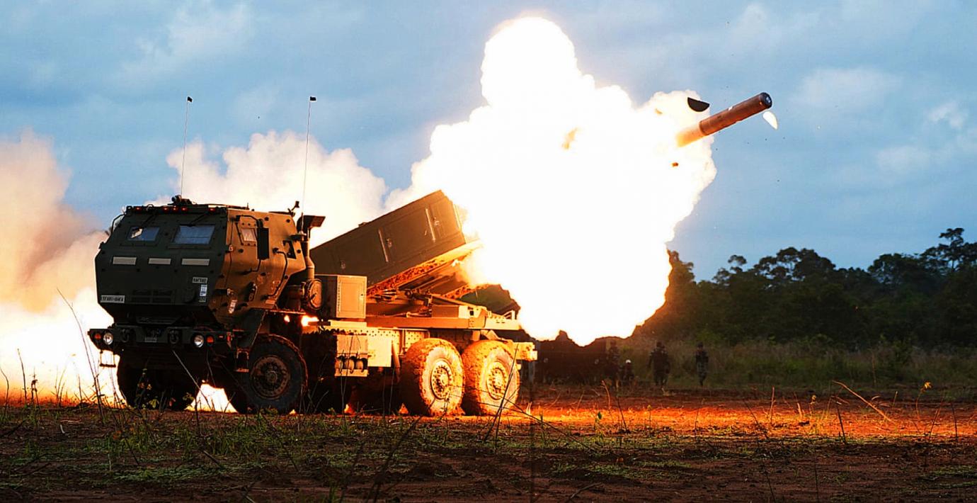 Vapenexporten till Nato och Ukraina försenas av amerikansk nedstängning