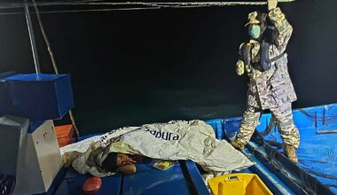 Flera döda och hundratals saknas efter båtkatastrof utanför Malaysia