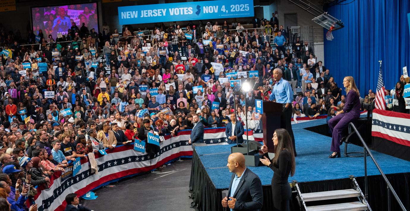 Nu sätter väljarna första betyget på Trump