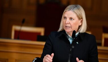 Väljarna tror att S vill ta emot fler flyktingar
