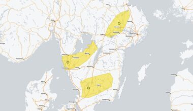 Säsongens första snöfall i södra Sverige