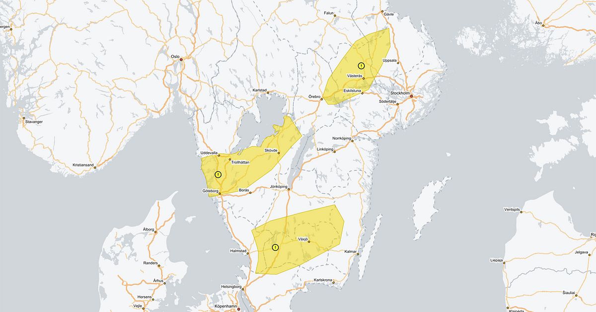 Säsongens första snöfall i södra Sverige