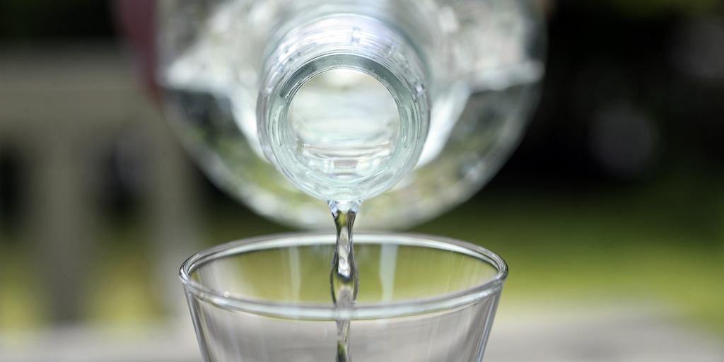 Man häktad – sålde giftig sprit till tonåringar