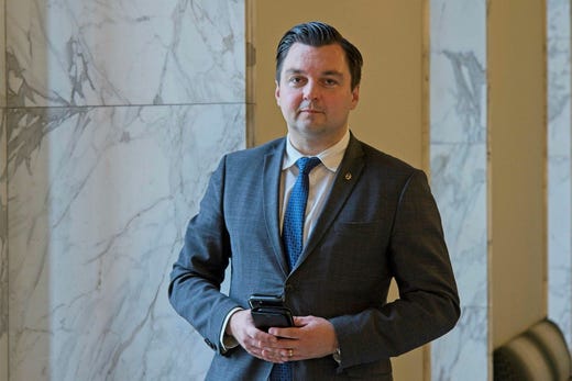 Ägarstyrningsminister Joakim Strand säger att politiker i Finland ser järnvägsnätet som något mycket viktigt som man måste satsa på.