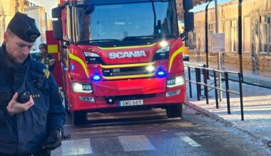 Person påkörd av grävmaskin i centrala Norrköping