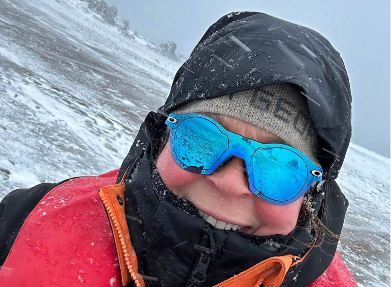 Christina fast på ön i 26 timmar: ”Frös fruktansvärt hela natten”