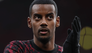 Se en PL-special i spelaren ovan.