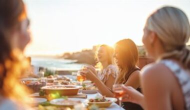 Hit reser svenskar helst i vinter — och så mycket billigare är det