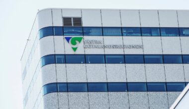 Läkare i Västsverige krävs på närmare fyra miljoner.