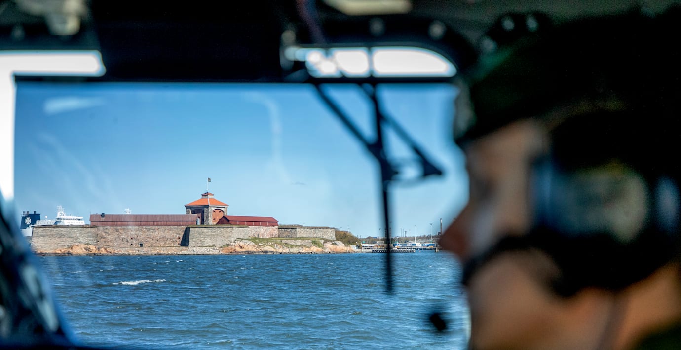 Försvaret och politiker oense: ”Inte rationellt”